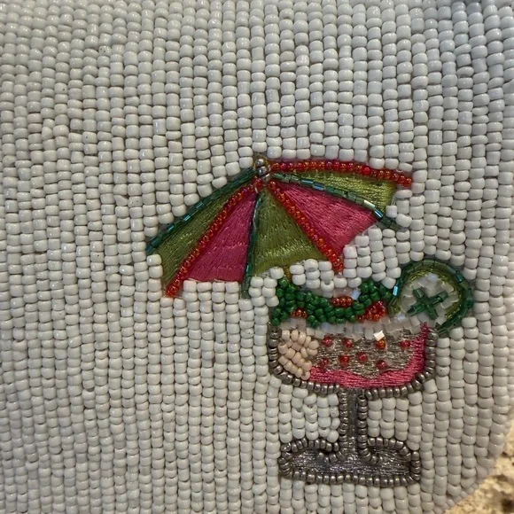 White Beaded Shoulder Bag with Colorful Cocktail Motifs - Picture 4 of 5